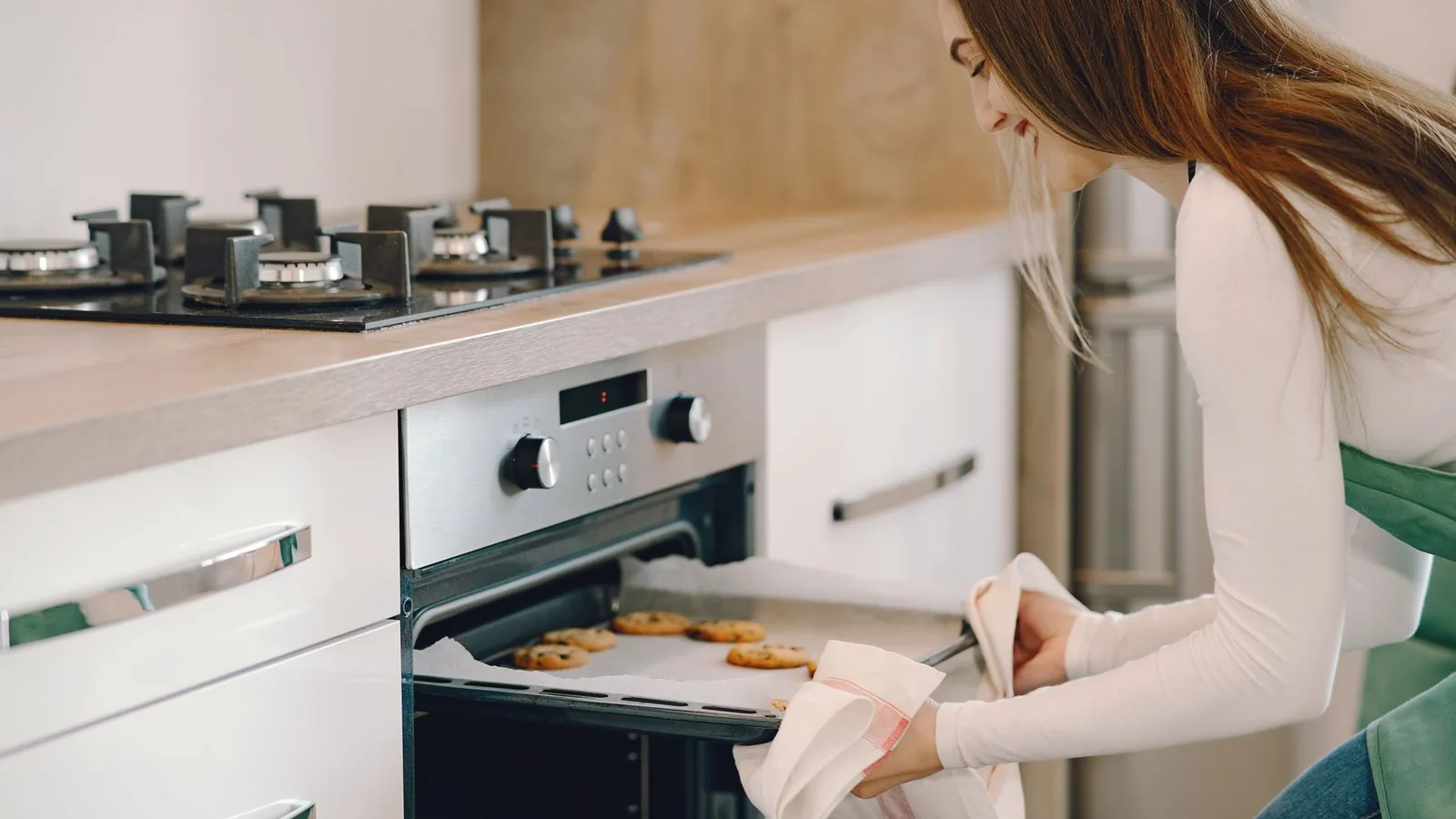 Cooking Range Repair in Abu Dhabi, Al Haram Electrical Appliances Repairs Shop technician, Abu Dhabi